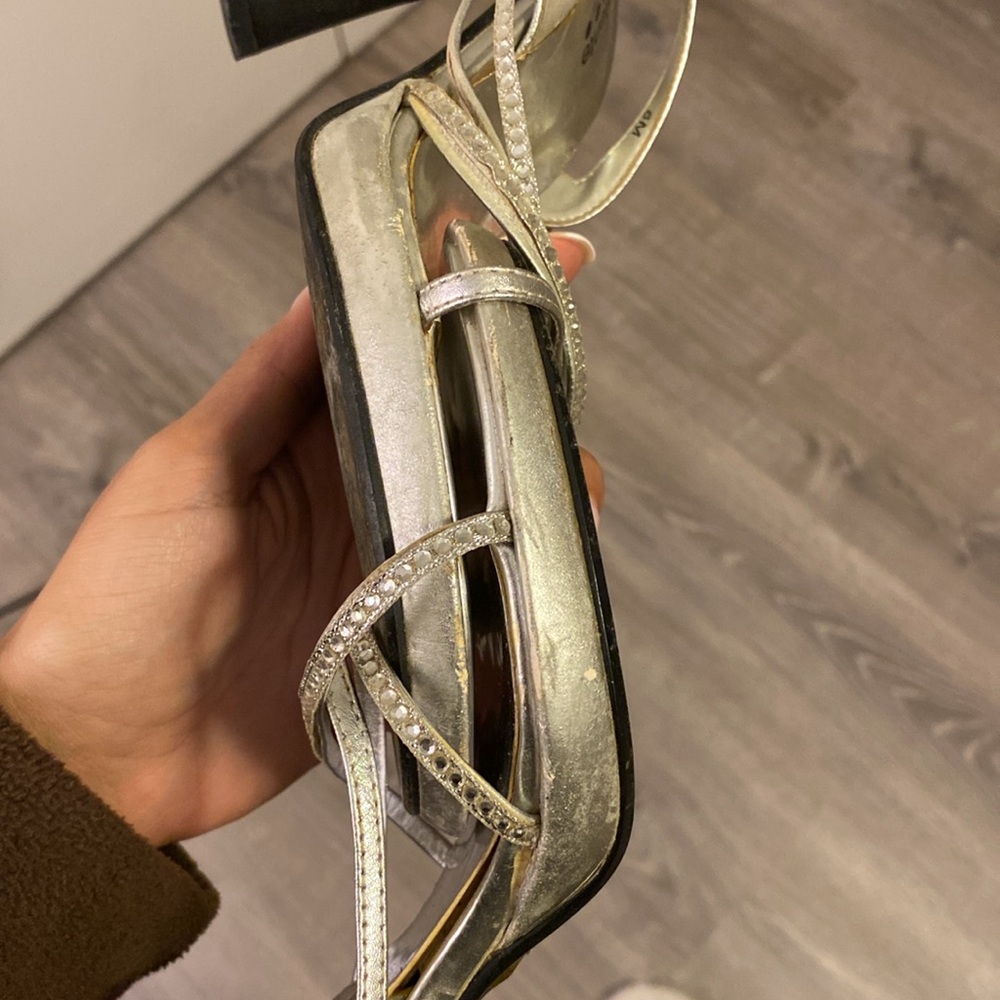 Torta caliente silver heels for weddings - Picture 4 of 4